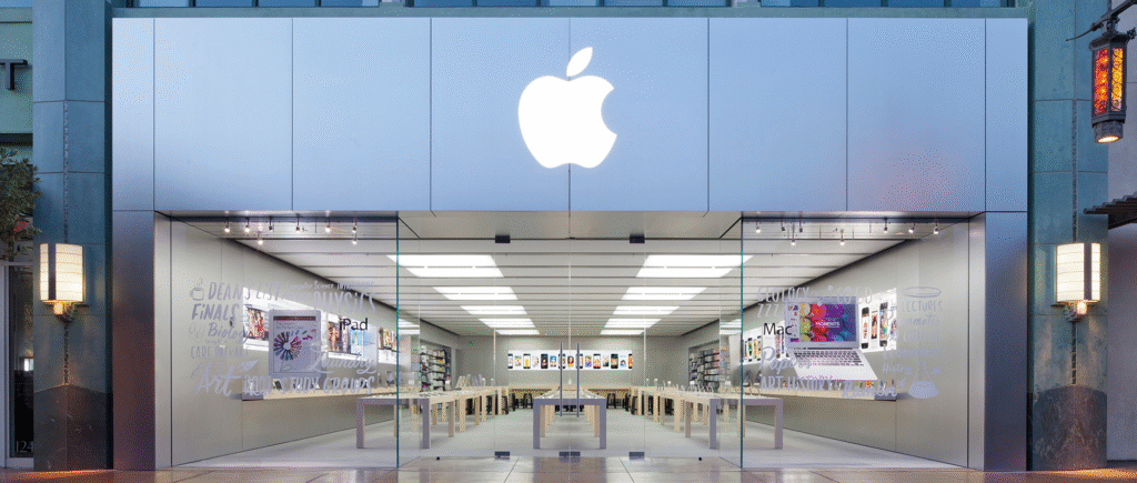 Logo da Apple sobre fundo tecnológico simbolizando lucro recorde no 4º trimestre de 2025